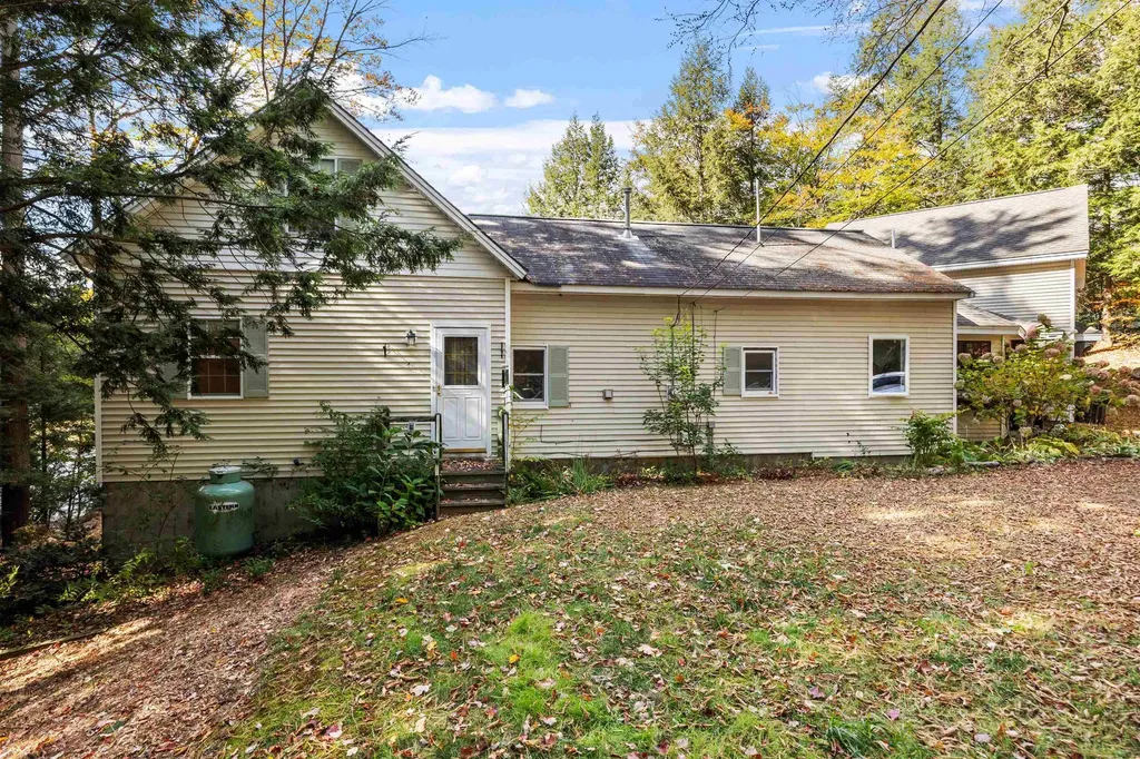 47 Dock Road Belmont NH 03220