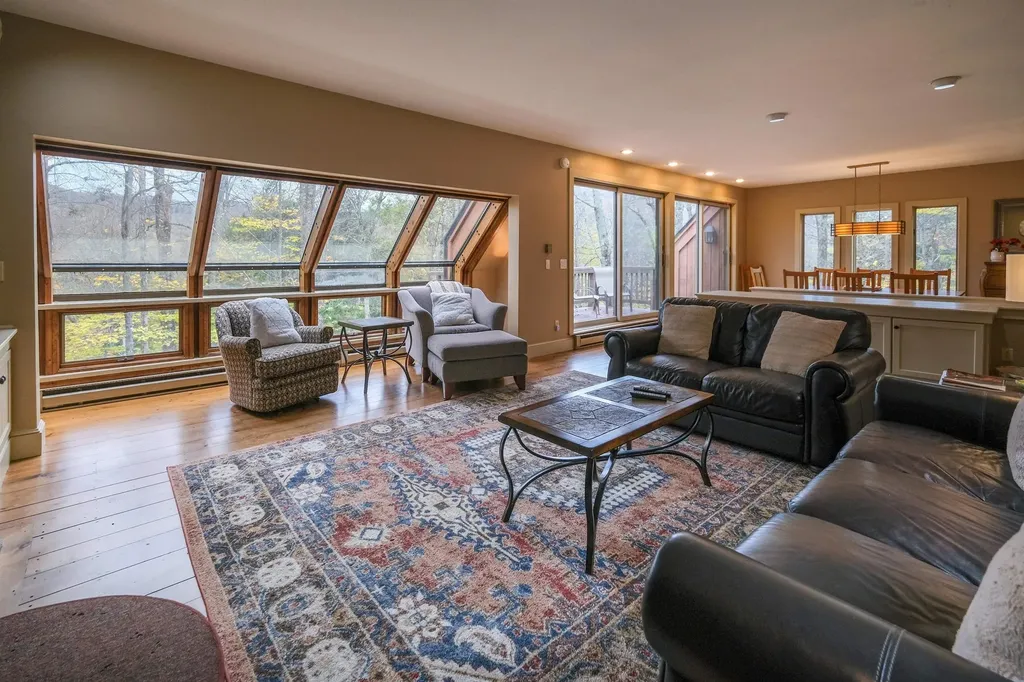 405 Soaring Hawk Road Plymouth VT 05056