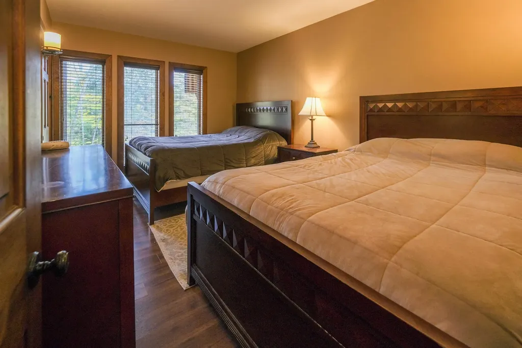 405 Soaring Hawk Road Plymouth VT 05056