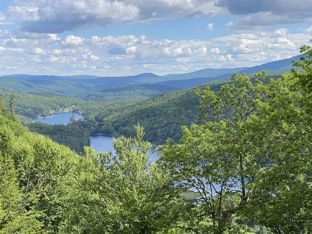 405 Soaring Hawk Road Plymouth VT 05056