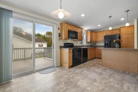 4 Aspen Way North Hampton NH 03862