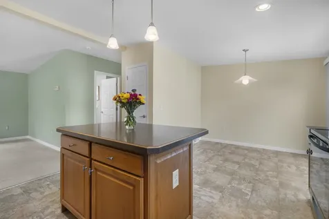 4 Aspen Way North Hampton NH 03862