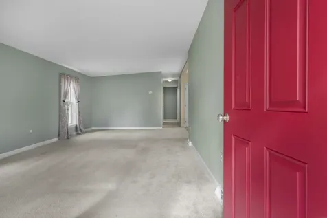 4 Aspen Way North Hampton NH 03862