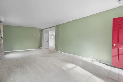 4 Aspen Way North Hampton NH 03862