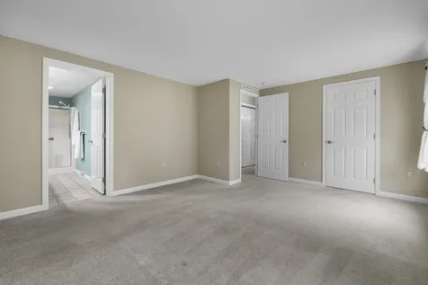 4 Aspen Way North Hampton NH 03862