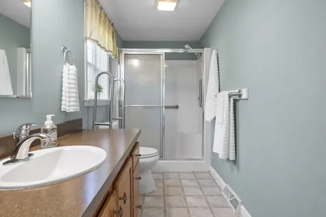 4 Aspen Way North Hampton NH 03862