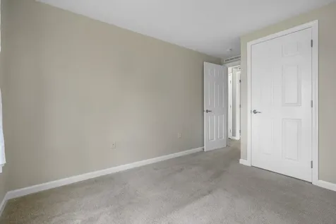 4 Aspen Way North Hampton NH 03862