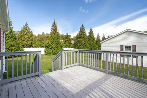 4 Aspen Way North Hampton NH 03862