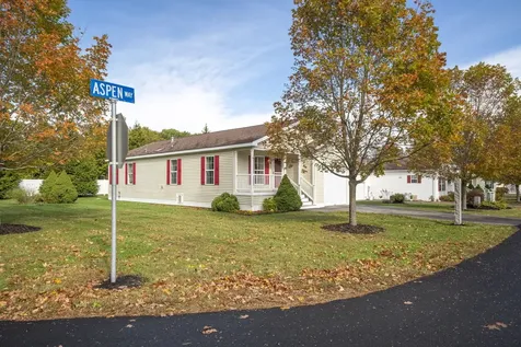 4 Aspen Way North Hampton NH 03862