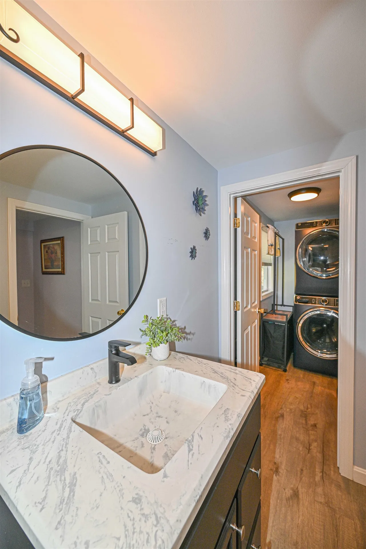 26 Roy Street Raymond NH 03077