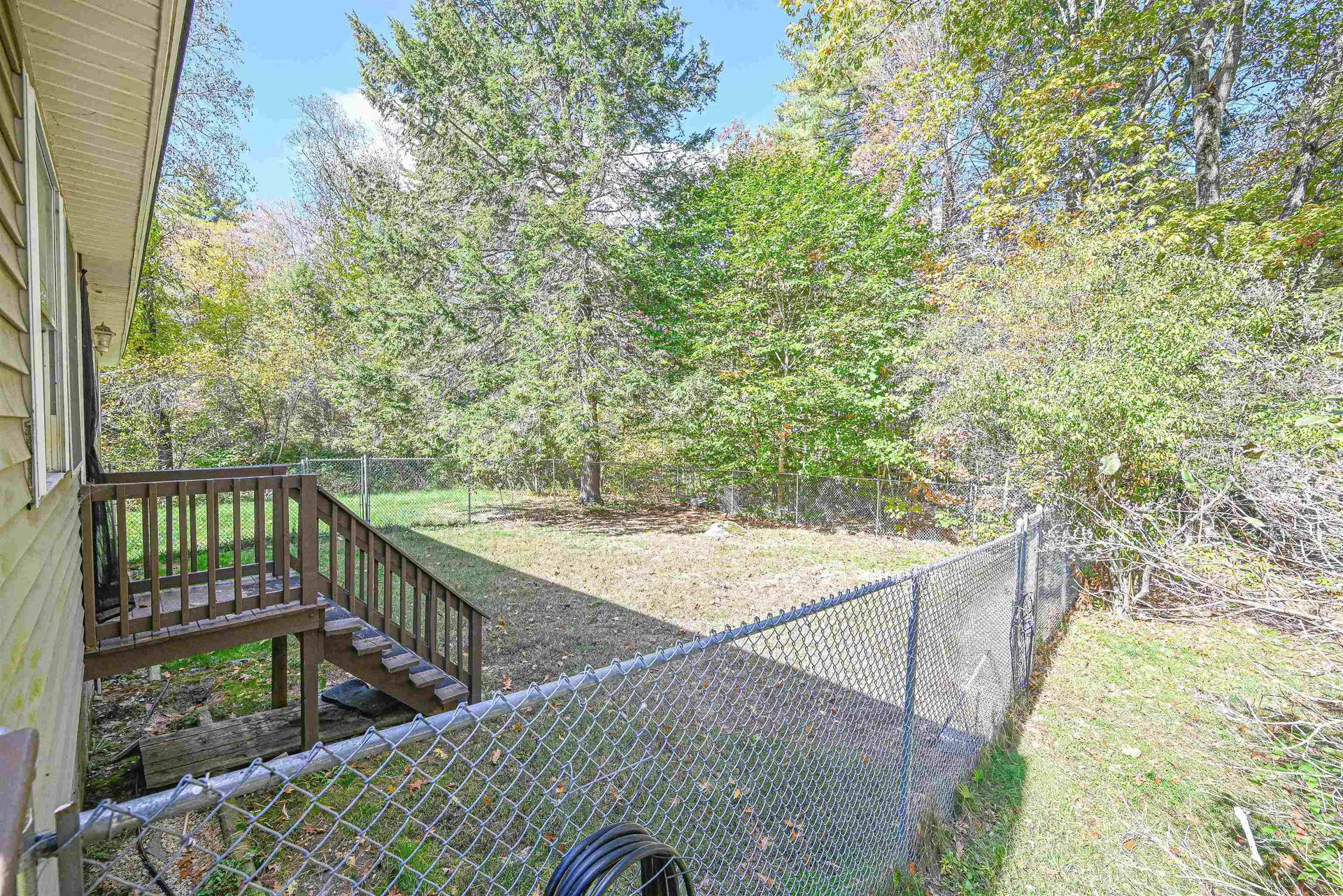 26 Roy Street Raymond NH 03077