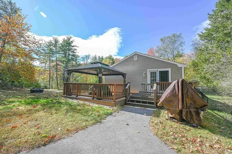 26 Roy Street Raymond NH 03077