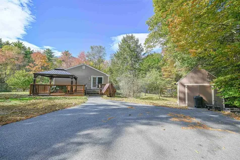 26 Roy Street Raymond NH 03077