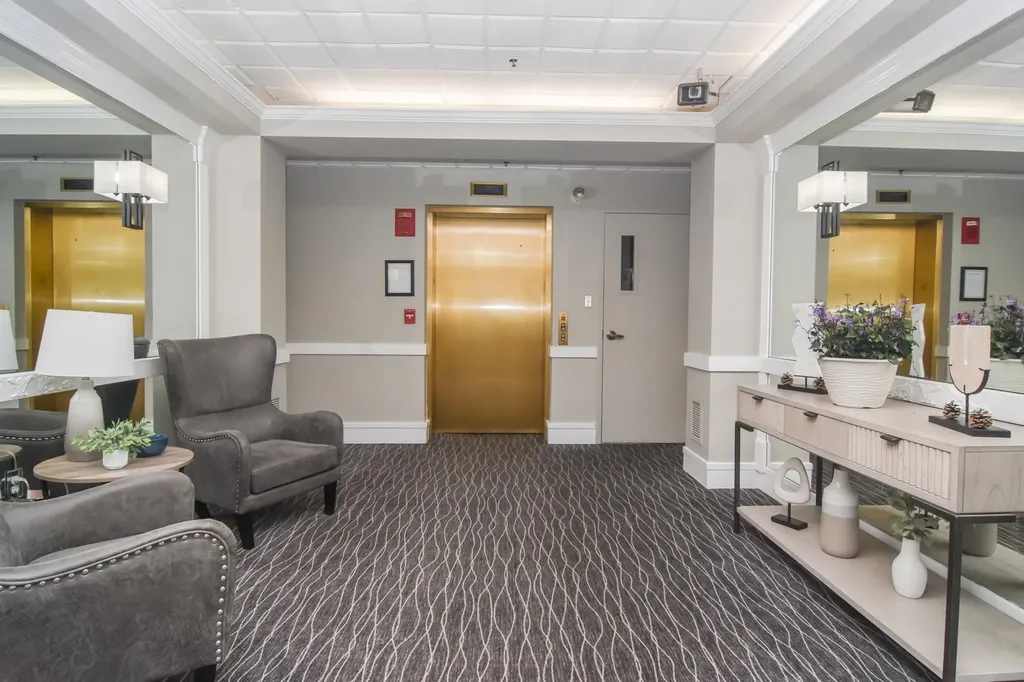 12 Mountain Laurels Drive Nashua NH 03062