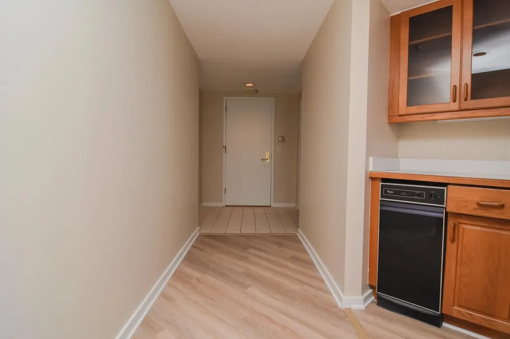 12 Mountain Laurels Drive Nashua NH 03062