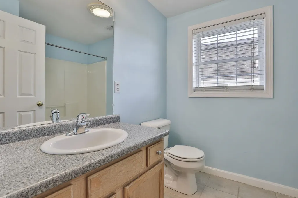 98 Barbara Lane Hudson NH 03051