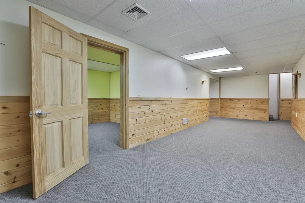 98 Barbara Lane Hudson NH 03051