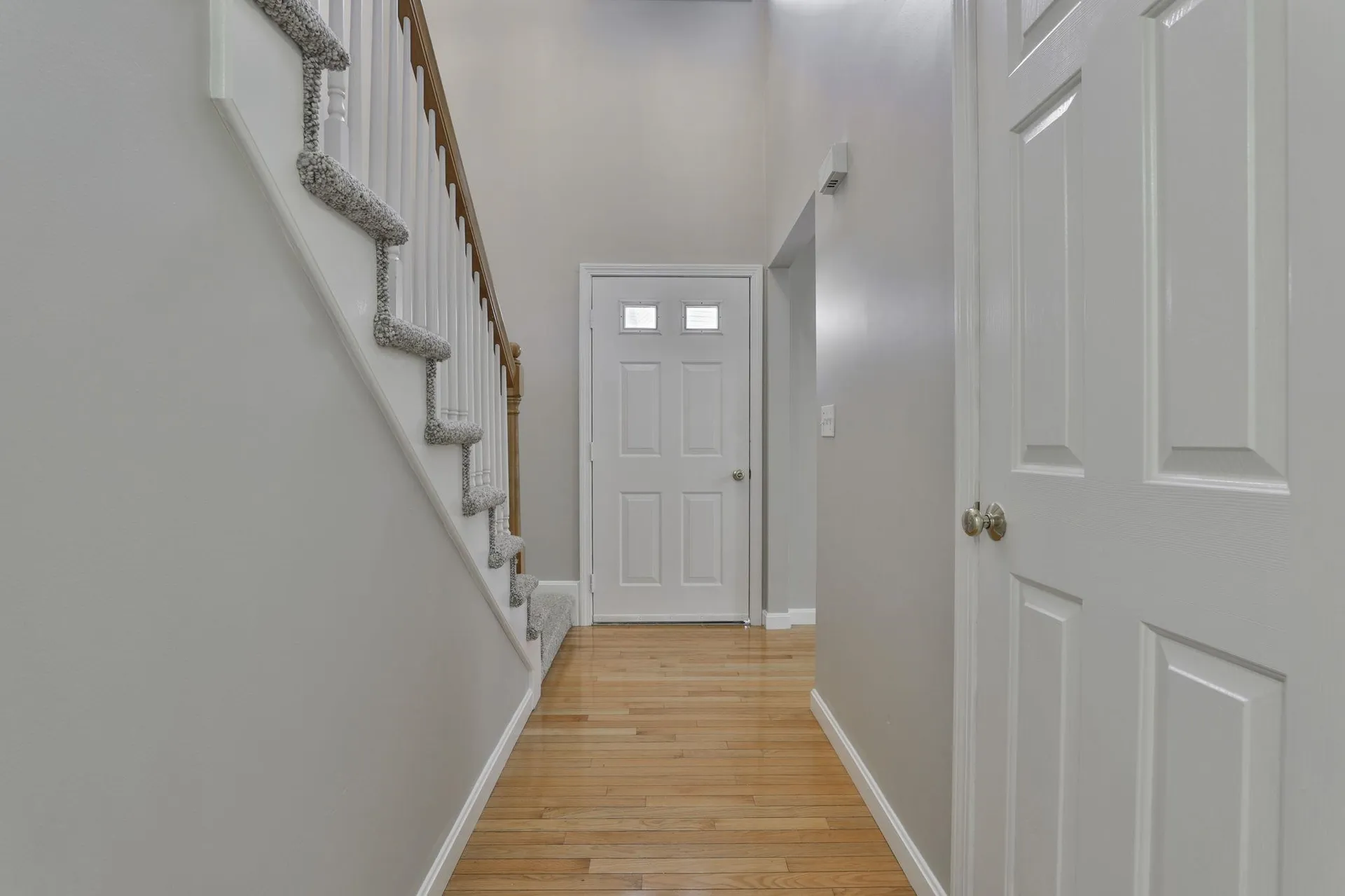 98 Barbara Lane Hudson NH 03051