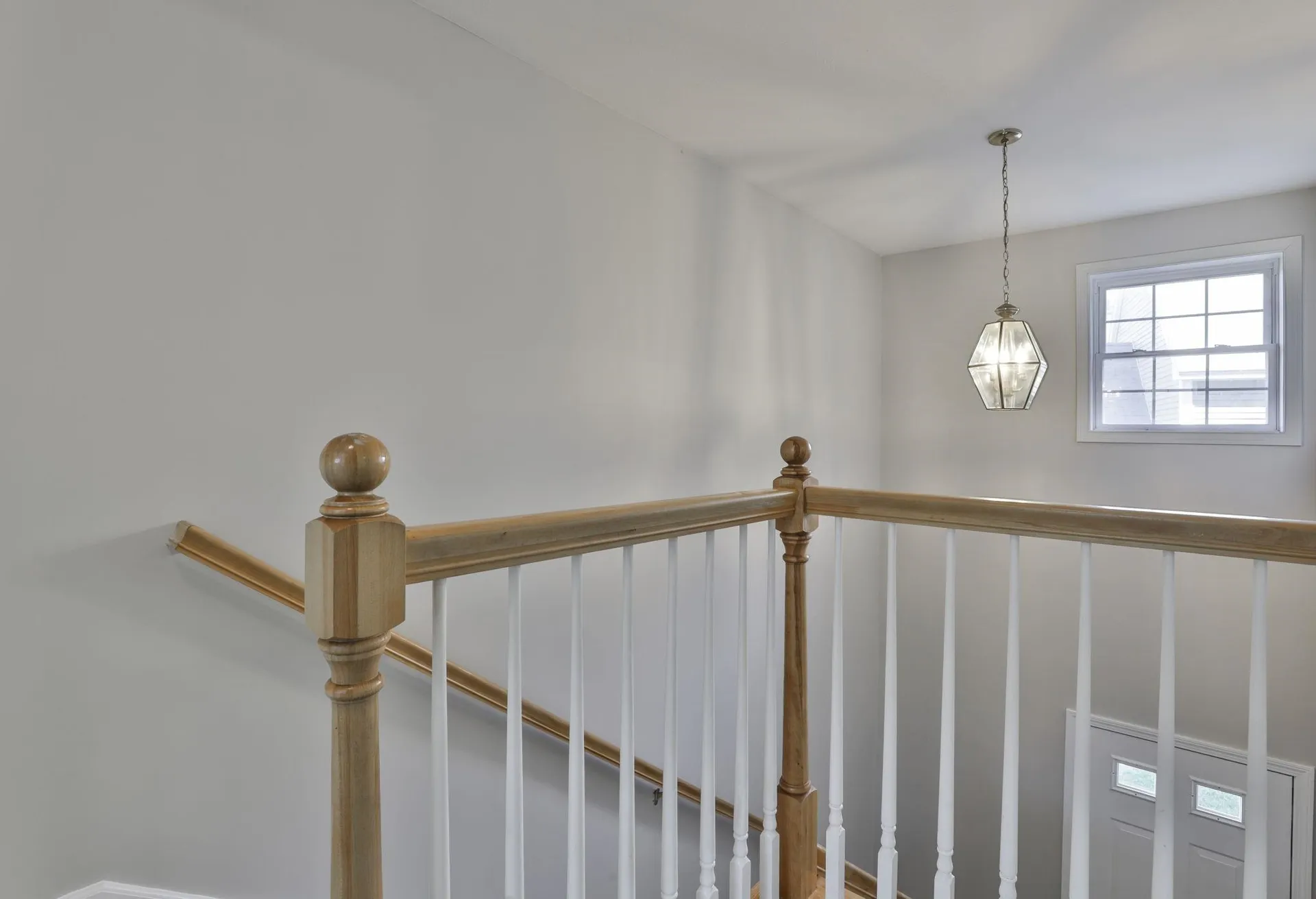 98 Barbara Lane Hudson NH 03051