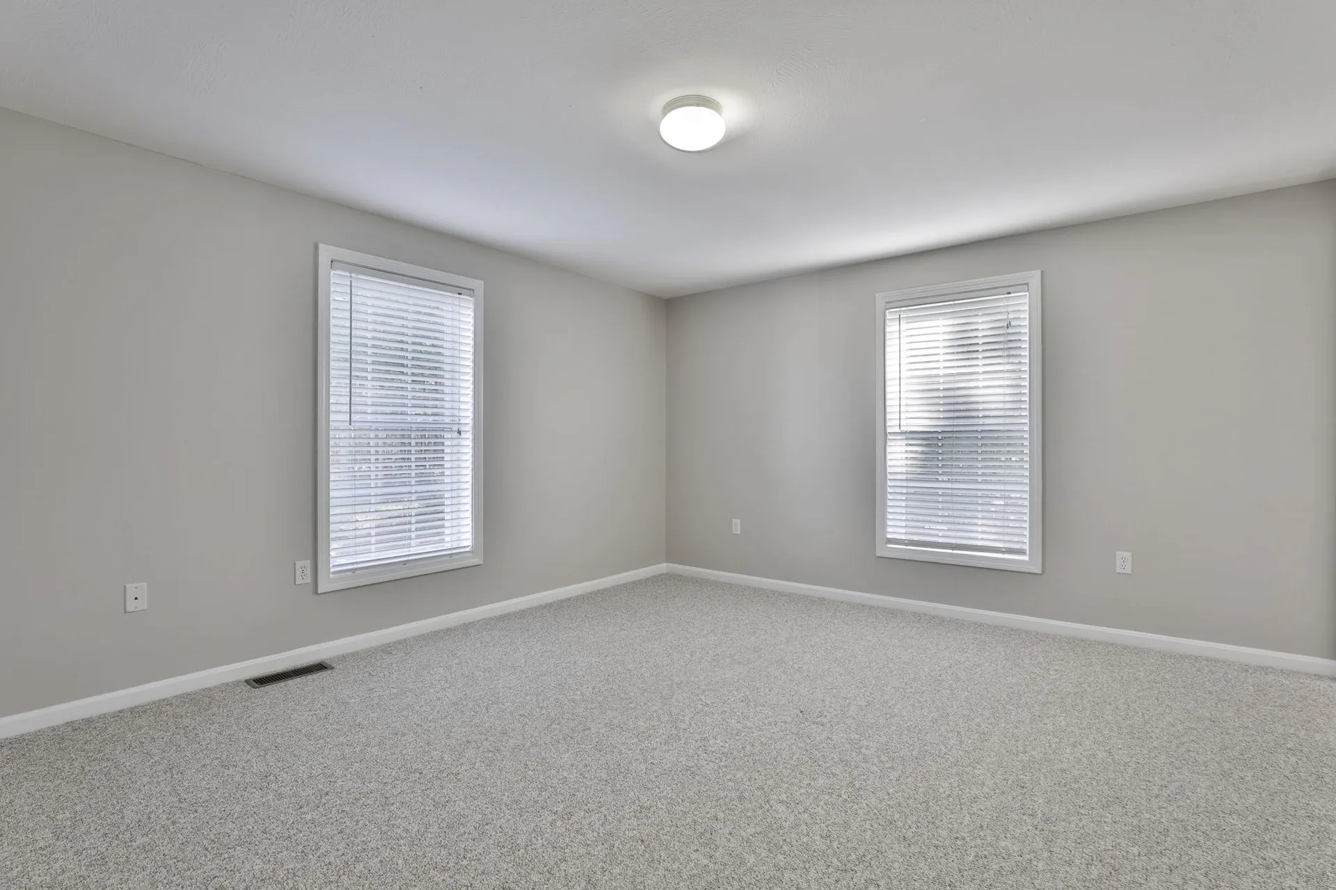 98 Barbara Lane Hudson NH 03051