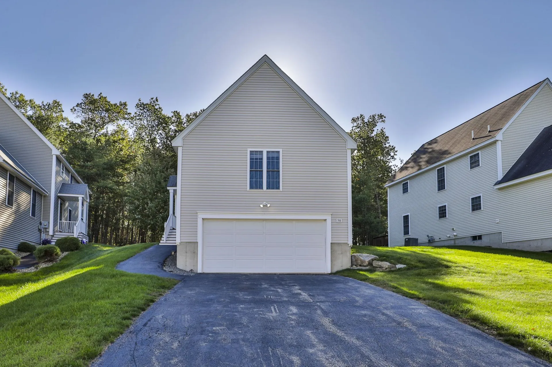 98 Barbara Lane Hudson NH 03051