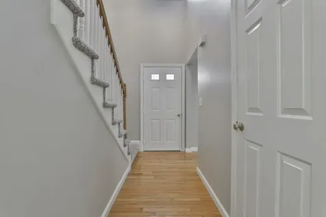 98 Barbara Lane Hudson NH 03051