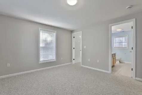 98 Barbara Lane Hudson NH 03051