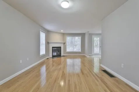 98 Barbara Lane Hudson NH 03051