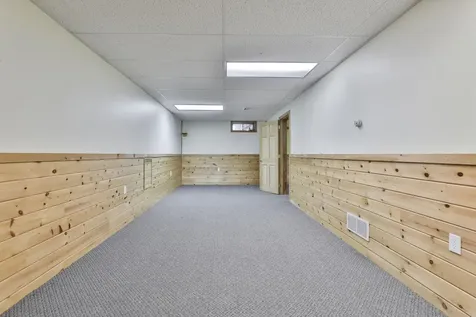 98 Barbara Lane Hudson NH 03051