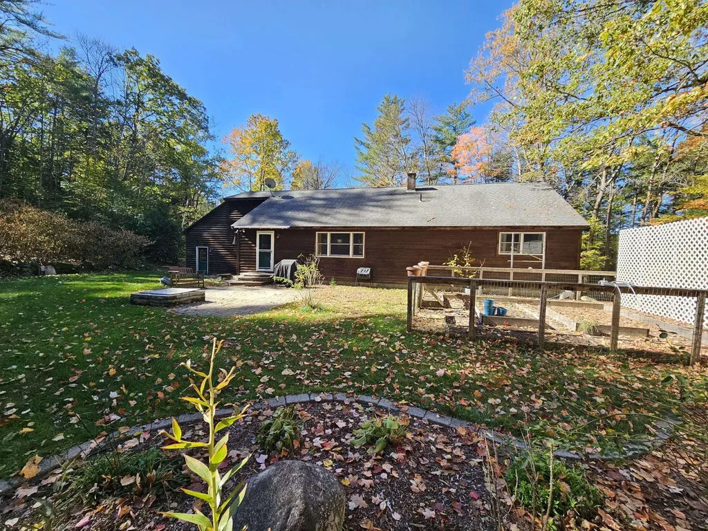 297 Hale Hill Road Swanzey NH 03446