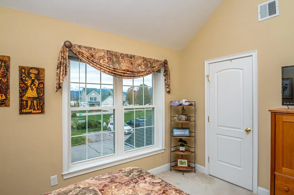 23 Intervale Outlook Circle Conway NH 03860