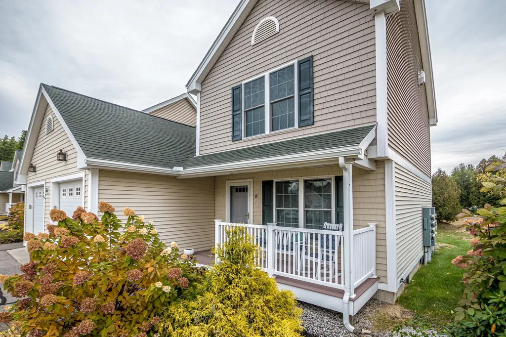 23 Intervale Outlook Circle Conway NH 03860