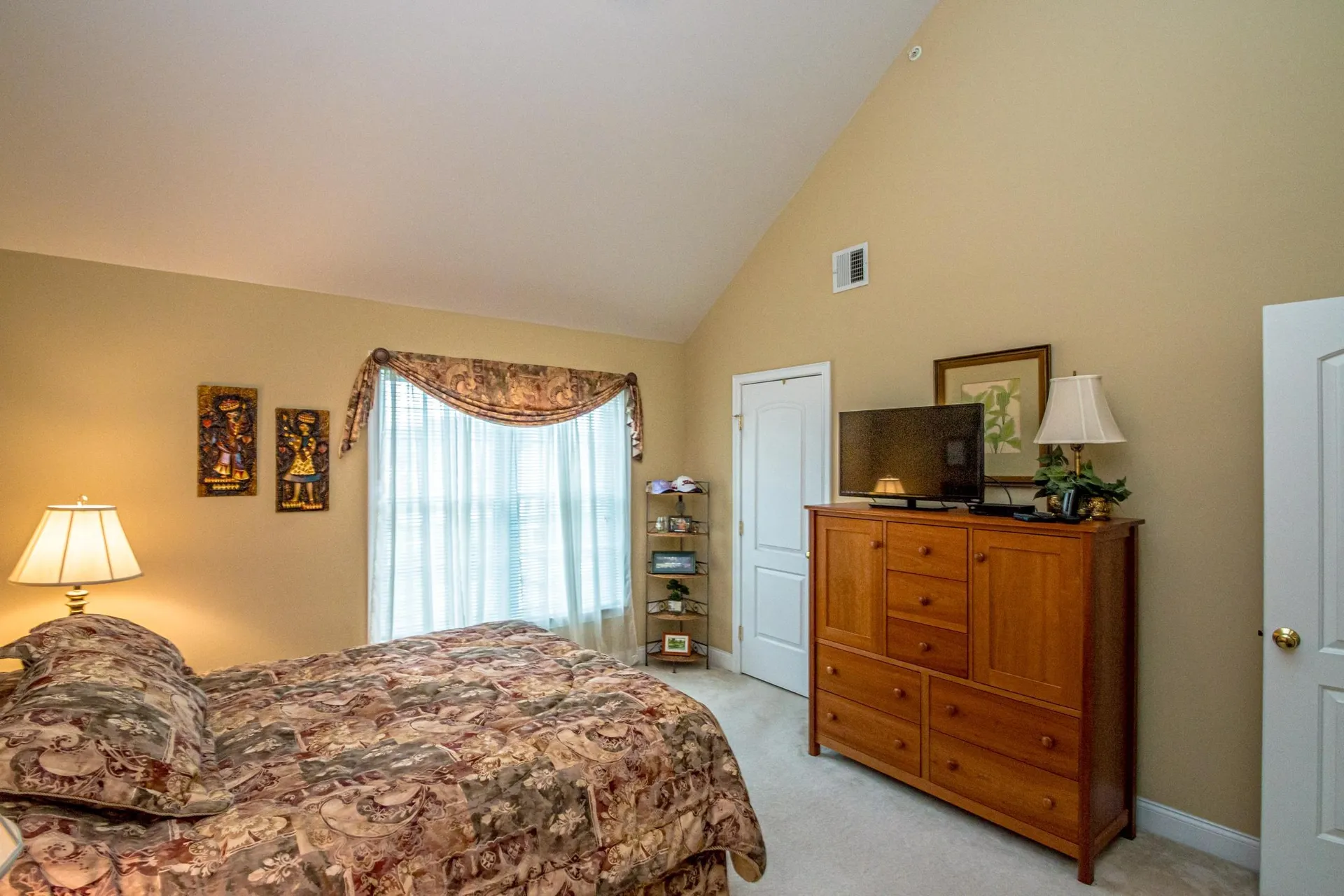 23 Intervale Outlook Circle Conway NH 03860