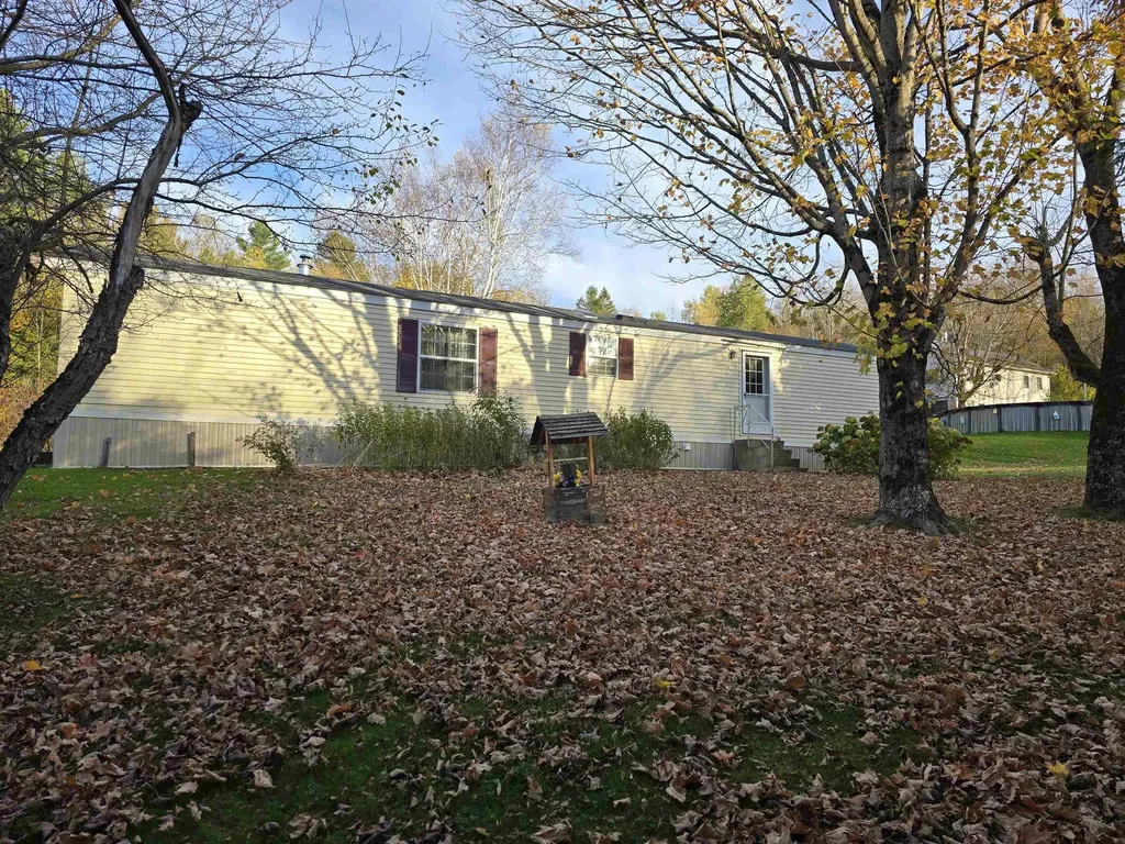 30 Stoney Lane Barton VT 05822