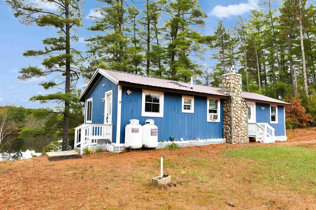 32 Park View Drive Sanbornton NH 03269