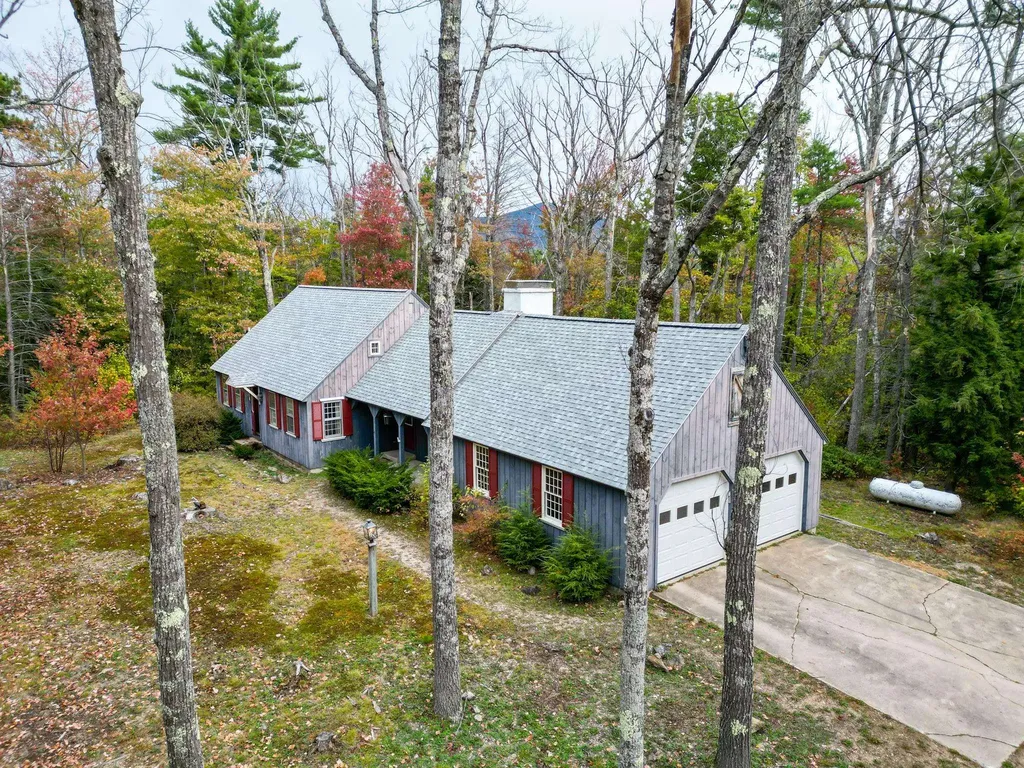 63 Allard Farm Circuit Conway NH 03860