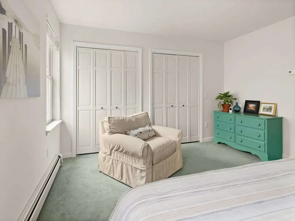 61 Finch Court South Burlington VT 05403