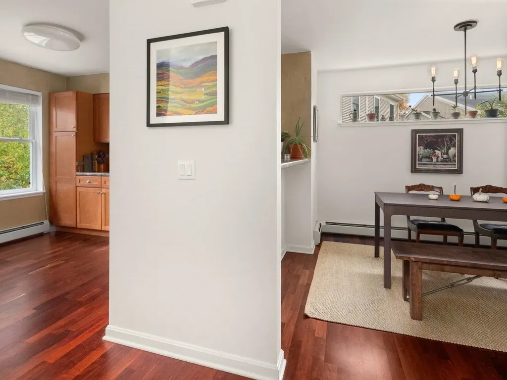 61 Finch Court South Burlington VT 05403