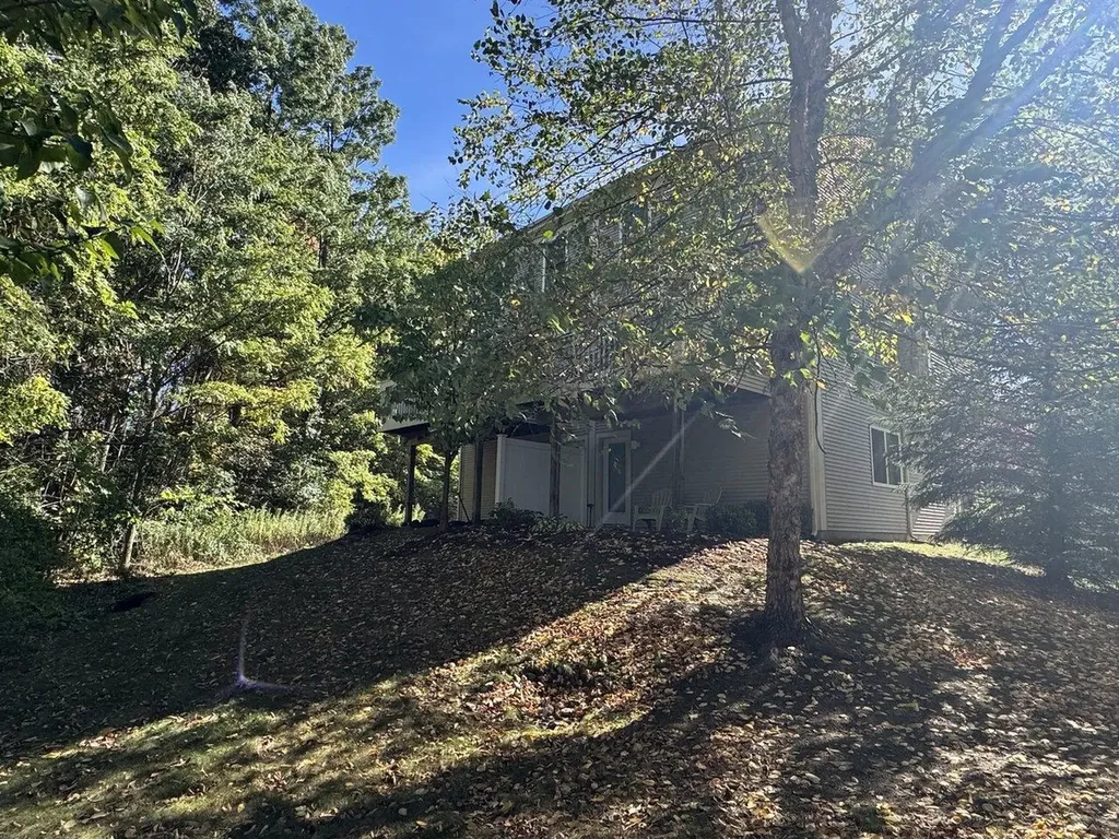 61 Finch Court South Burlington VT 05403