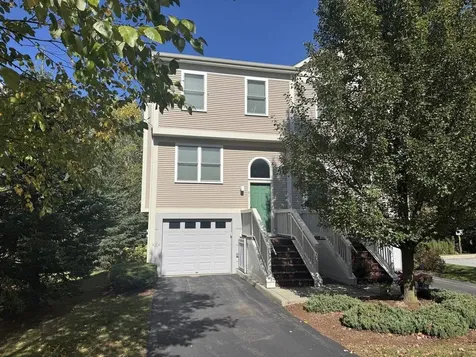 61 Finch Court South Burlington VT 05403