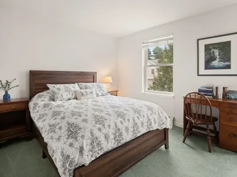 61 Finch Court South Burlington VT 05403