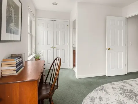 61 Finch Court South Burlington VT 05403