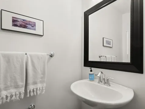 61 Finch Court South Burlington VT 05403