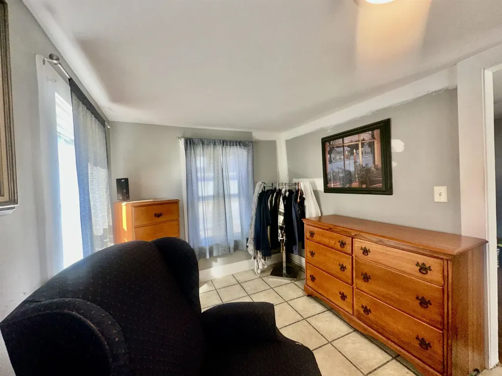 77 Henniker Street Hillsborough NH 03244