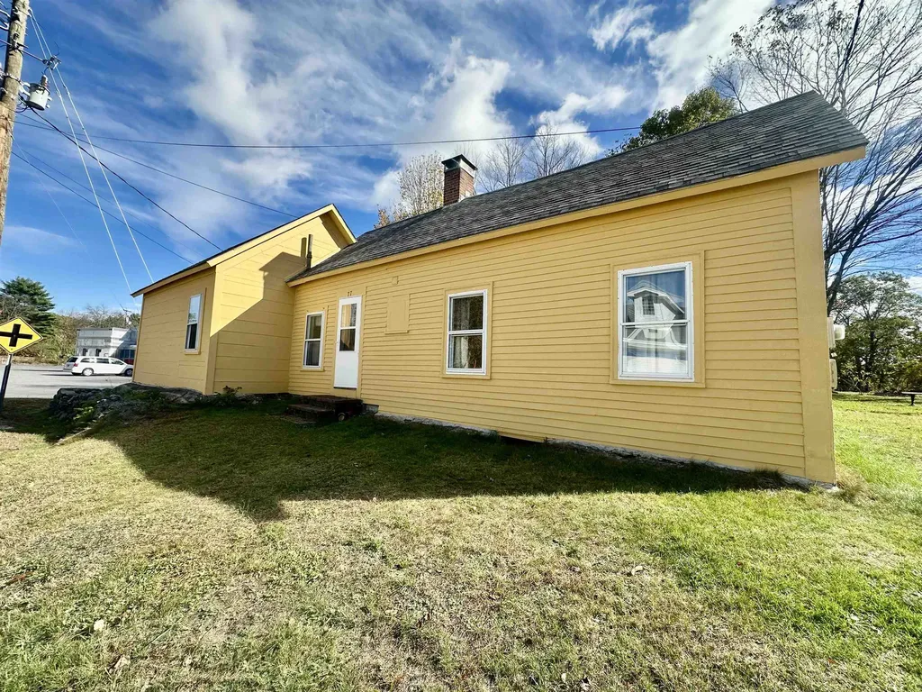 77 Henniker Street Hillsborough NH 03244