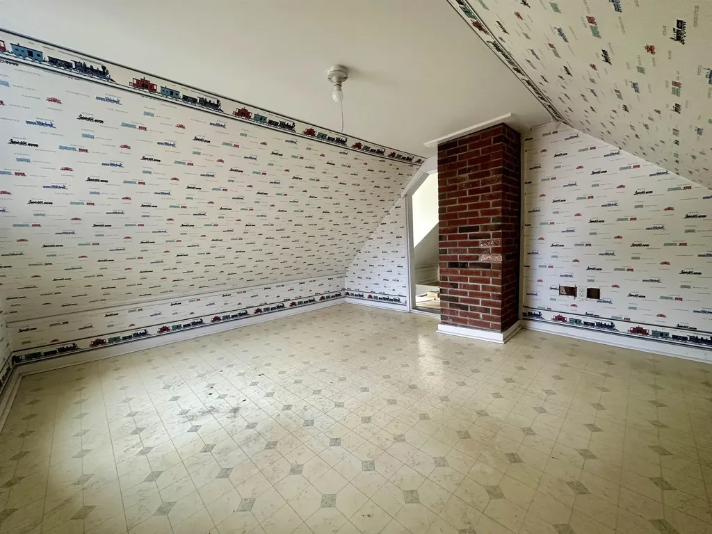 77 Henniker Street Hillsborough NH 03244