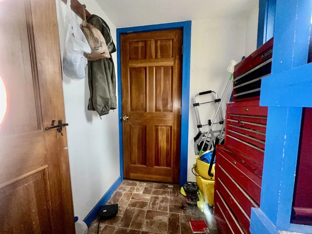 77 Henniker Street Hillsborough NH 03244