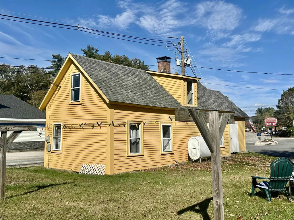 77 Henniker Street Hillsborough NH 03244