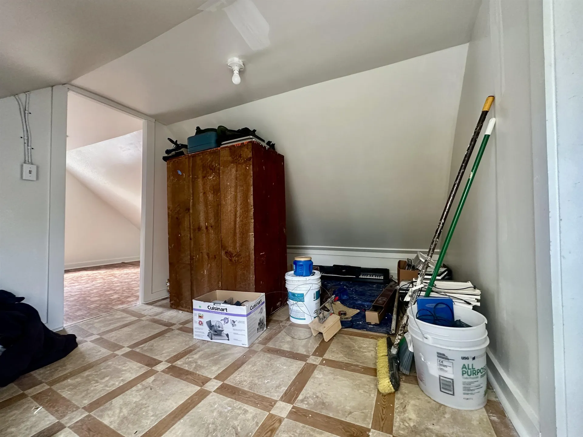 77 Henniker Street Hillsborough NH 03244