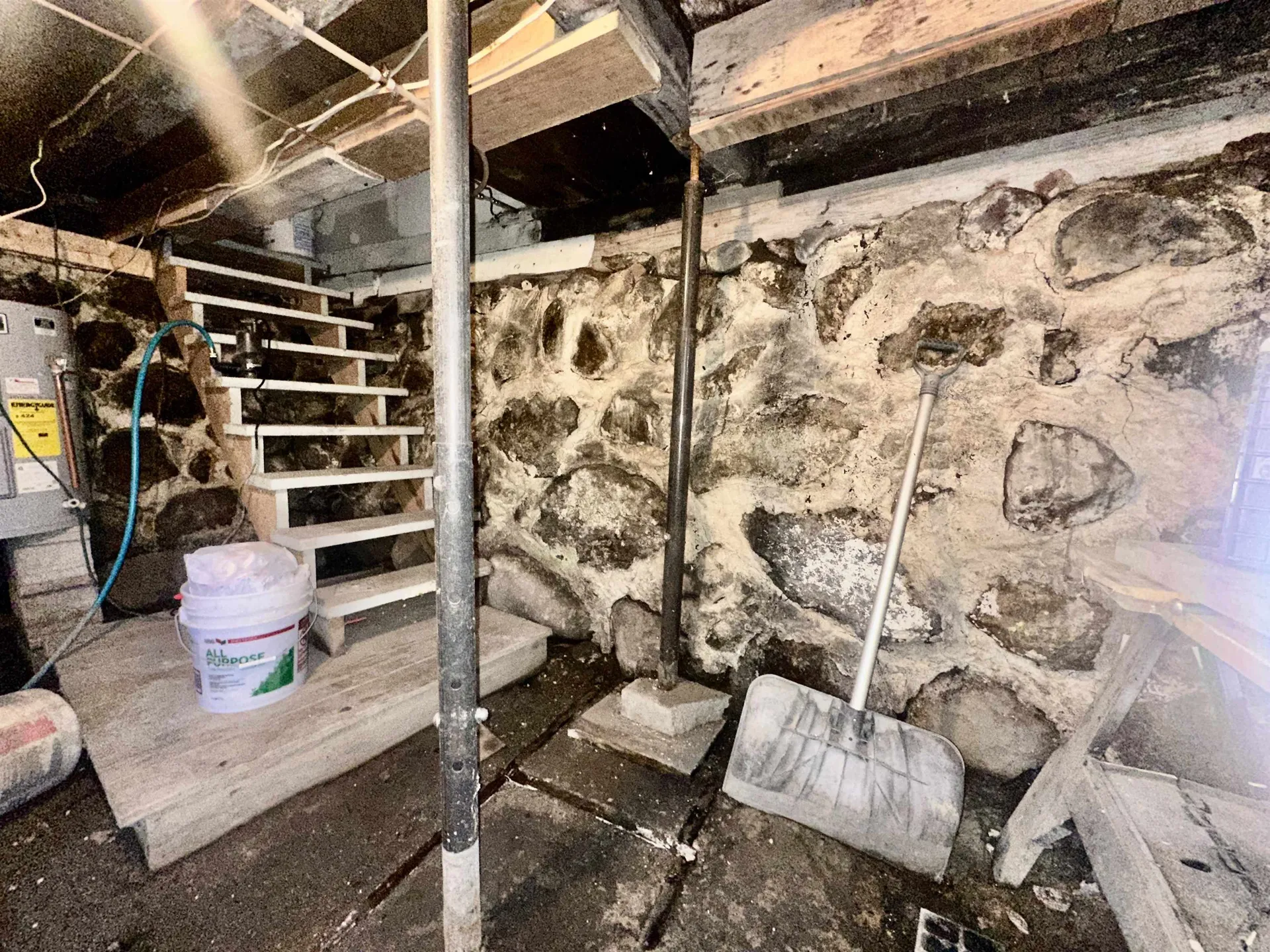 77 Henniker Street Hillsborough NH 03244